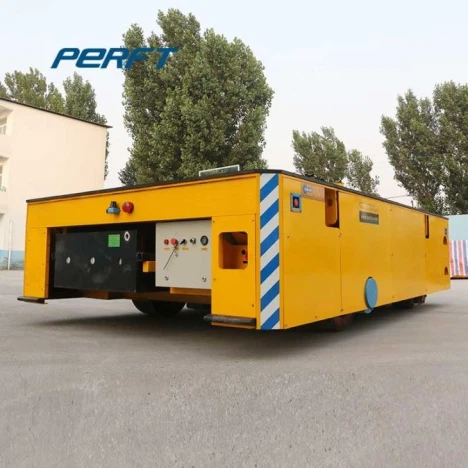 Xe đẩy chuyển vật liệu