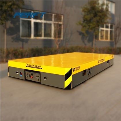 Xe chuyển giao Thỏi